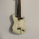 Fender Road Worn '60s Stratocaster with Rosewood Fretboard - 2010 - Olympic White