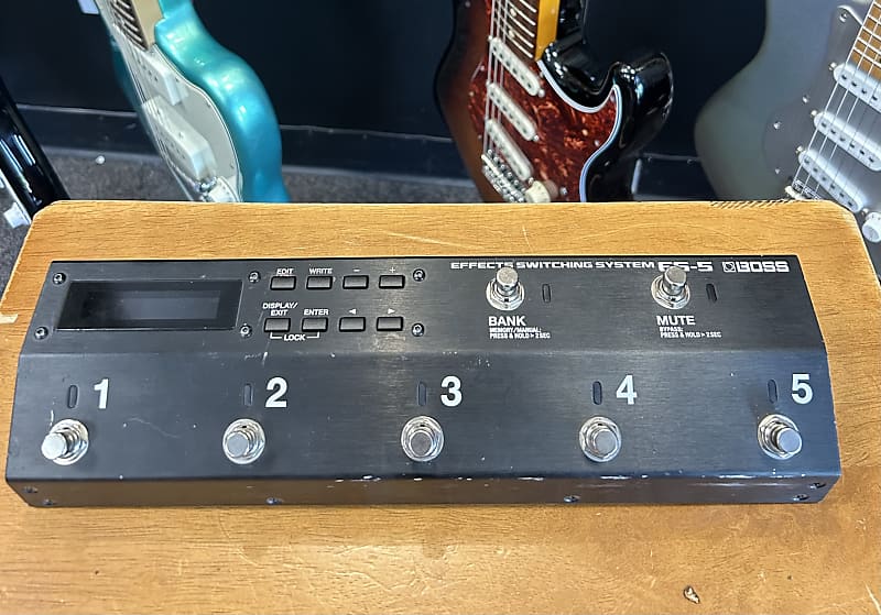 Boss ES-5 Effects Switching System