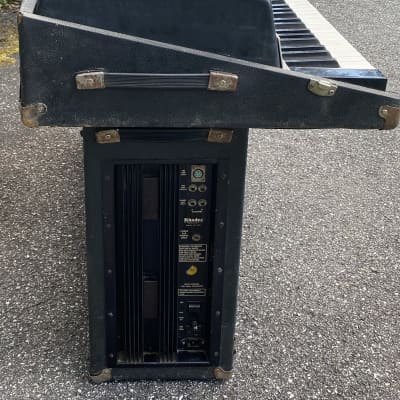 Rhodes Suitcase Eighty Eight Electric Piano w/ FR-7710 Powered speaker Cabinet 1977 Black/Chrome image 7