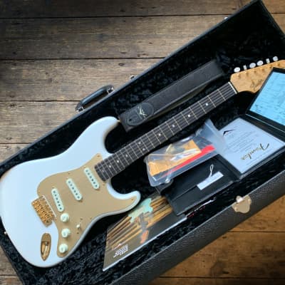 2021 Fender CS LTD Edition 75th Annie Stratocaster NOS Diamond White Pearl image 15