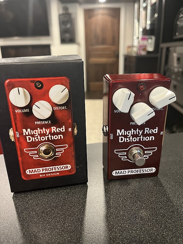 Mad Professor Mighty Red Distortion