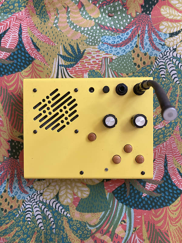 Critter & Guitari Kaleidoloop Yellow Reverb