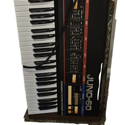 Roland Juno-60 61-Key Polyphonic Synthesizer 1982 - 1984 - Black