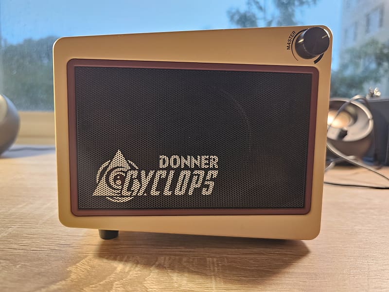 5w Donner Cyclops Wireless Practice Amp