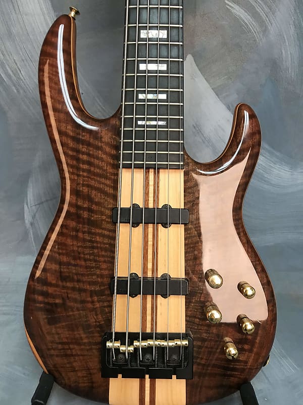 Carvin LB76 Custom 6 String Bass Flamed Koa | Reverb