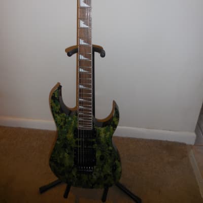 Ibanez RG 350 DX  GP4 unknown green camo  excellent condition w/bag image 1
