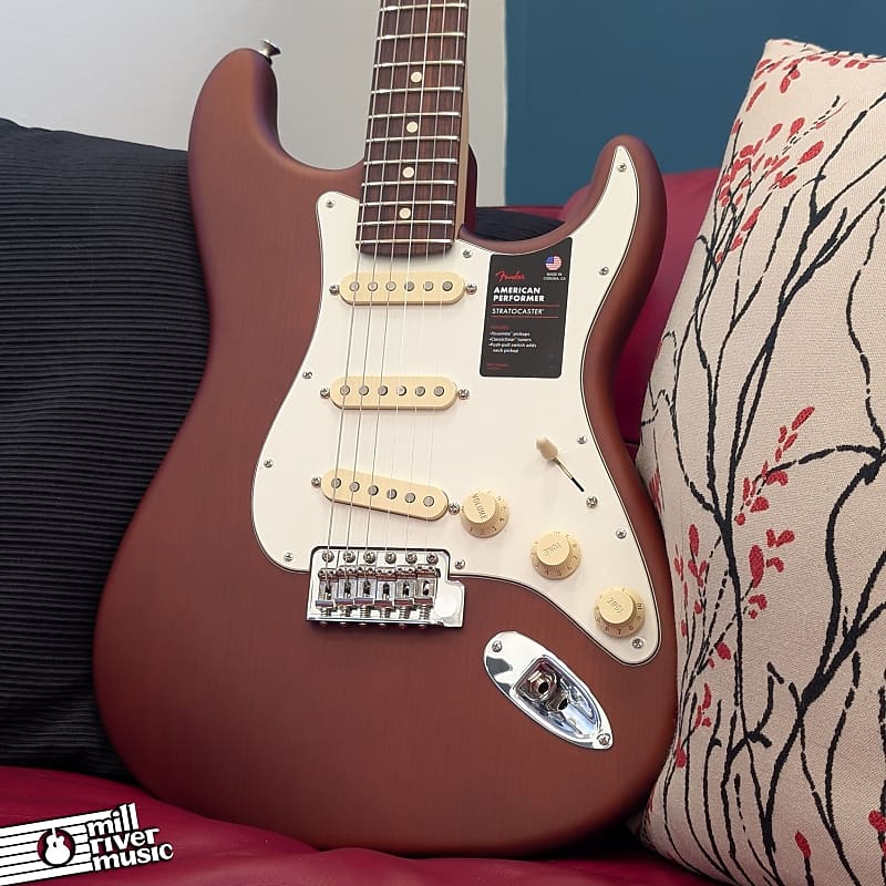 Fender American Performer Sassafras Stratocaster®, Rosewood Fingerboard, Mocha