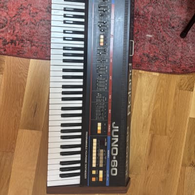 Roland Juno-60 61-Key Polyphonic Synthesizer 1982 - 1984 - Black