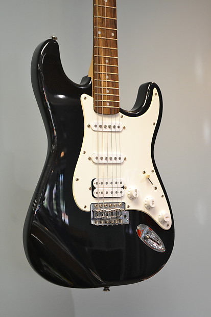 Fender STARCASTER Black White