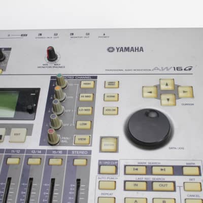 Yamaha AW16G Professional Audio Workstation 16-Track Digital 