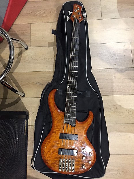 Ibanez BTB 405 QM