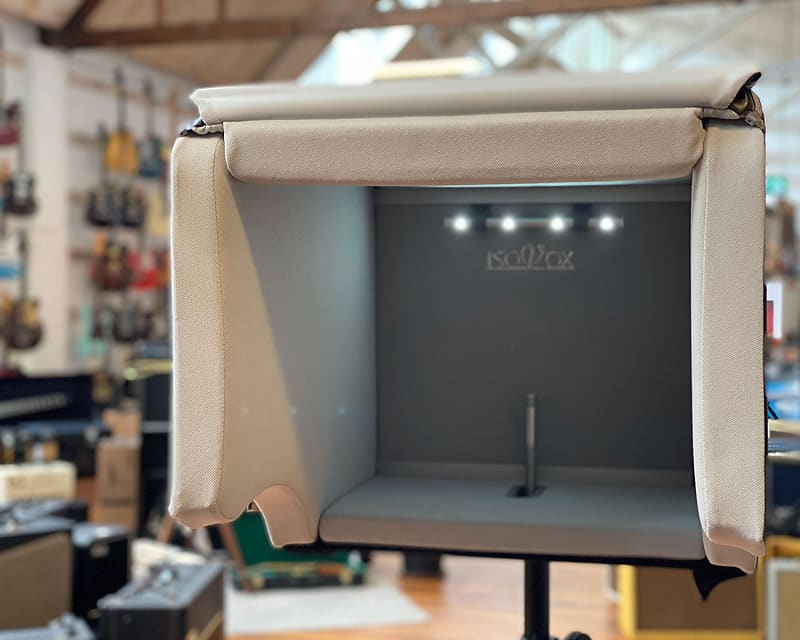ISOVOX 2 Portable Isolation Vocal Booth | Reverb Denmark
