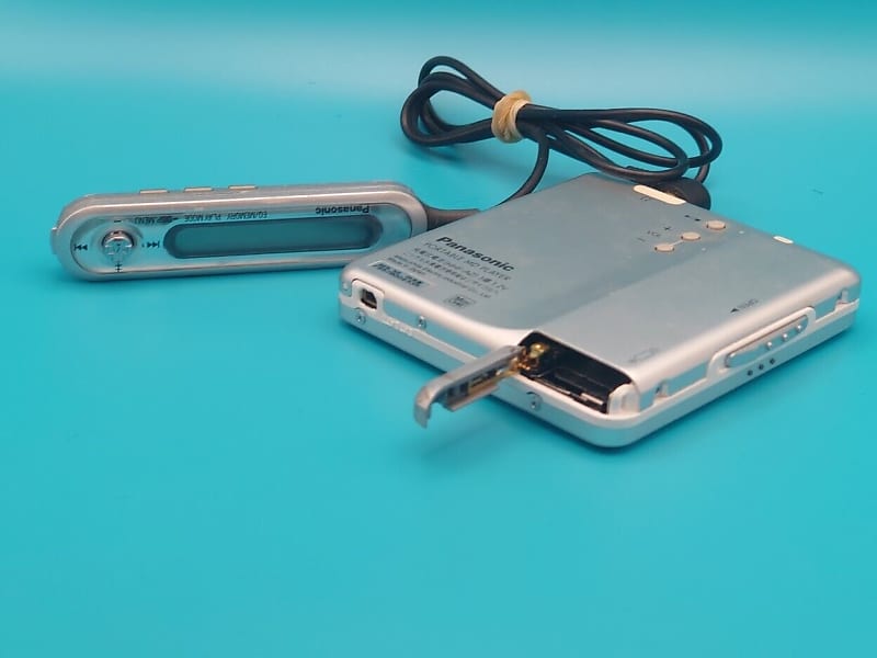 Perfect Panasonic SJ-MJ100 Portable MD Player MiniDisc mdlp silver WITH  REMOTE