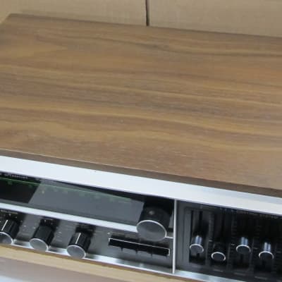 JVC VR-5511 Japan Made Stereo Receiver w Mag Phono in & Wood Case - Ready For Power Amp - Preamp out image 6