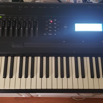 Kurzweil K2500S 76 Key Synthesizer with Hard Drive Emulator and (3) CD's image 1