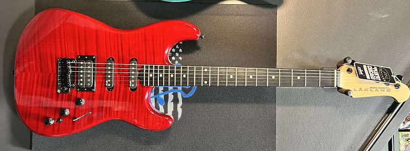 Lakland Guitar - new image 1