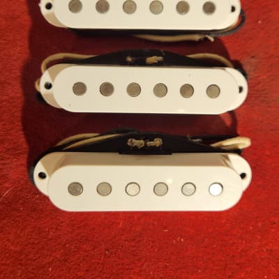 G&L S-500 MFD pickups (3) White | Reverb