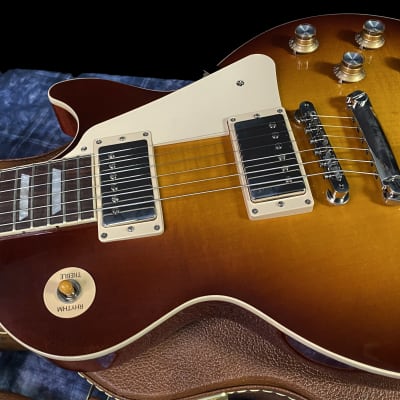 MINT! 2023 Gibson Les Paul 60's Standard Iced Tea - Authorized Dealer - 9.7 lbs image 7