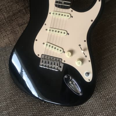 Cheri Basic Stratocaster mid-90s - Black image 4