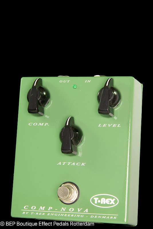 → T-REX EFFECTS ← Pedals for guitar and bass players!