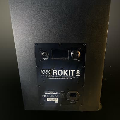 KRK RP-8 Rokit G4 2-Way 8" Active Studio Monitor (Single) 2019 - 2021 - White image 2