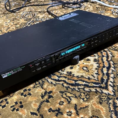 Roland  GM-50 GR MIDI Converter 1980’s Vintage Rack (cleaned + tested)