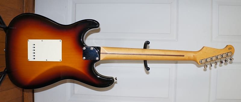 Cool Z Fujigen ZST-M1R Stratocaster Strat 3 Tone Sunburst 24.75