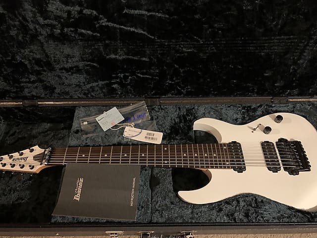 Ibanez RG2228A Prestige 8-String White(limited edition) 2012