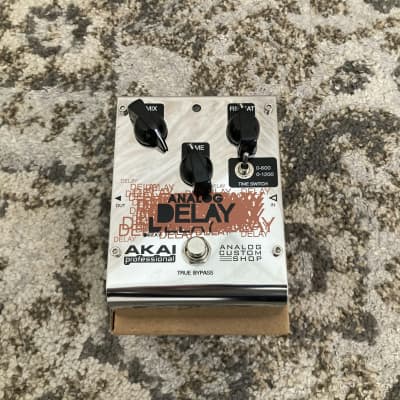 Used AKAI ANALOG DELAY Guitar Effect for sale