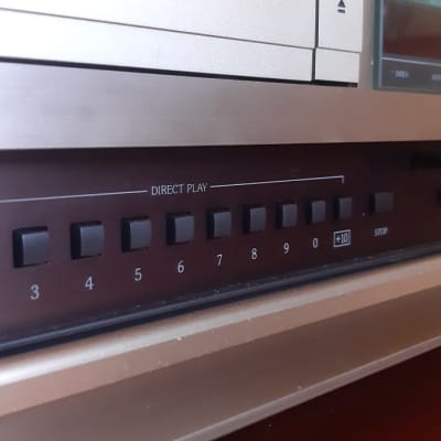 Accuphase DP 70 CD Player image 6