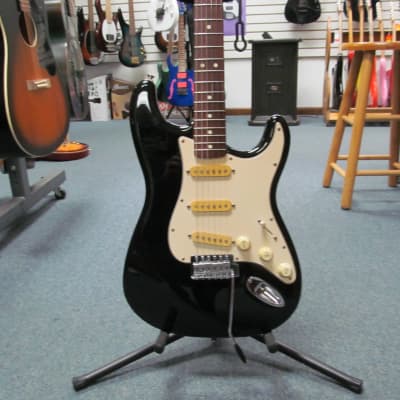 1997 Mexican Fender Stratocaster | Reverb