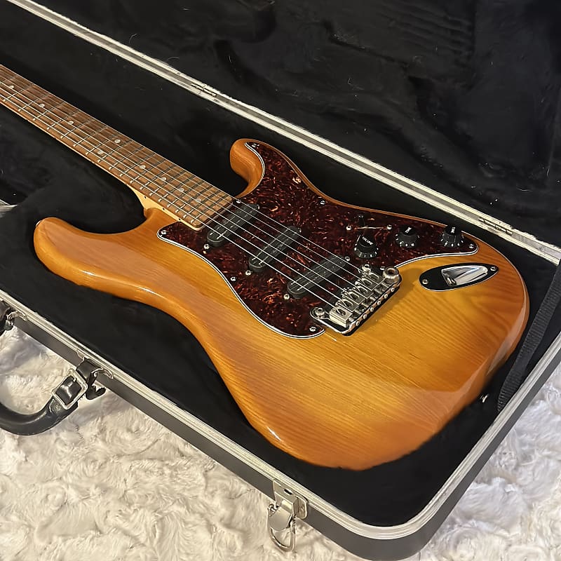 G&L Legacy USA Special 1996 Honeyburst Reverb