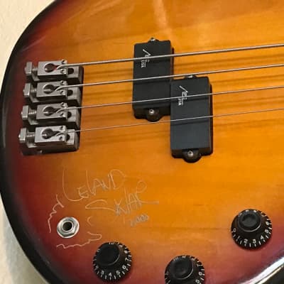 Gibson Leland Sklar Signature bass image 5