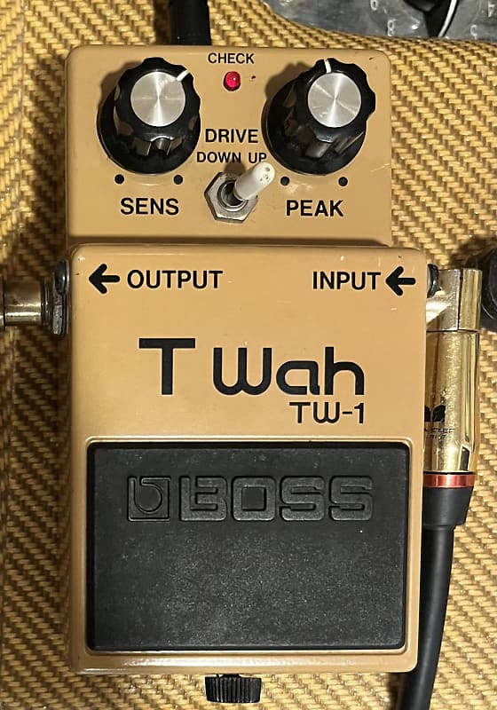 Boss TW-1 Touch Wah Pedal | Reverb