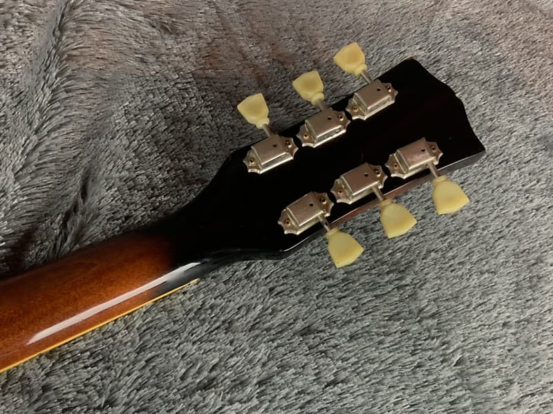 The Samick SA-1 EG 1935 80's Japanese Domestic Market ES-335
