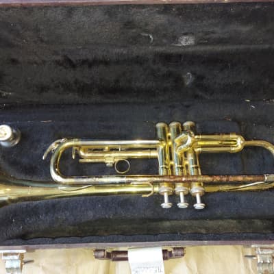 Excellent Yamaha YTR-2320S Silver Trumpet | Reverb