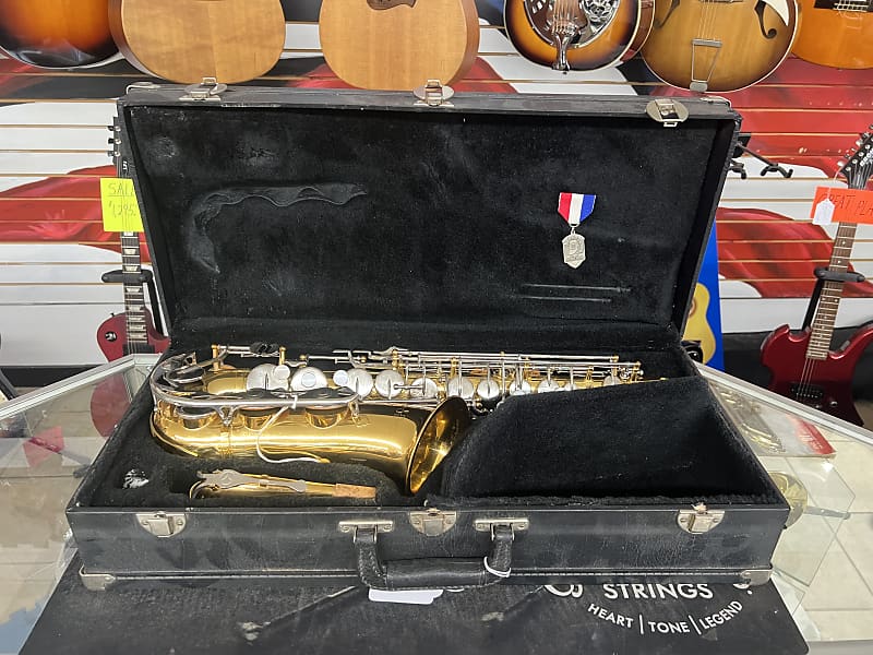 Vito Alto Sax 7131RK Gold Beginner Alto Saxophone | Reverb