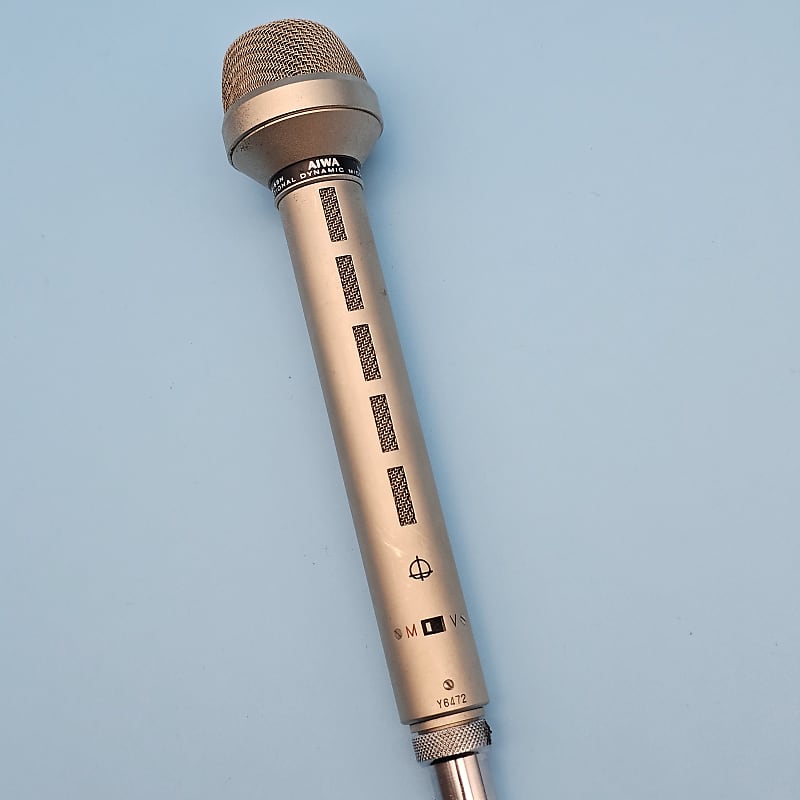 ☆Vintage 1960s Aiwa DM68 Dynamic Microphone (AKG D19 Reverb