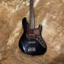 Fender American Deluxe Jazz Bass with Rosewood Fretboard 1995 - 1998 - Black