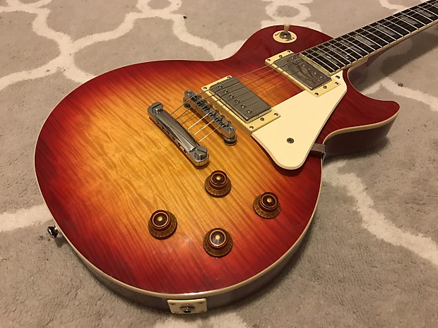 Epiphone Les Paul Standard サンバースト Epiphone Les Paul Standard Pro Electric Guitar - Honeyburst