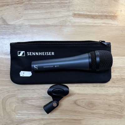 Sennheiser e835 Handheld Cardioid Dynamic Vocal Microphone