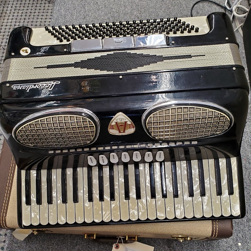 Excelsior Accordion Consignment