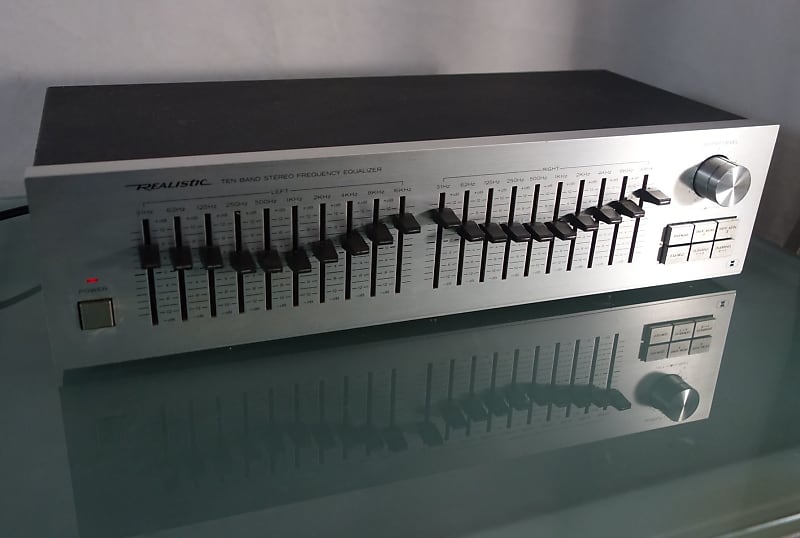 Realistic 10 Band Stereo Frequency Equalizer model 31-2005 - égaliseur vintage image 1