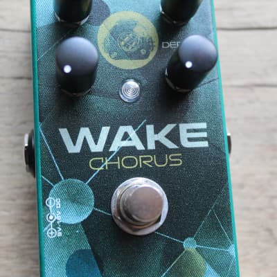CATALINBREAD Wake Chorus/Octaver image 4