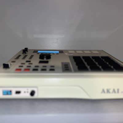 Custom Akai MPC2000 - New LCD - Maxed RAM - All New Tact switches & Button LEDs & more image 12