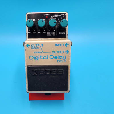 Boss DD-2 Digital Delay (Blue Label) 1983 - 1986