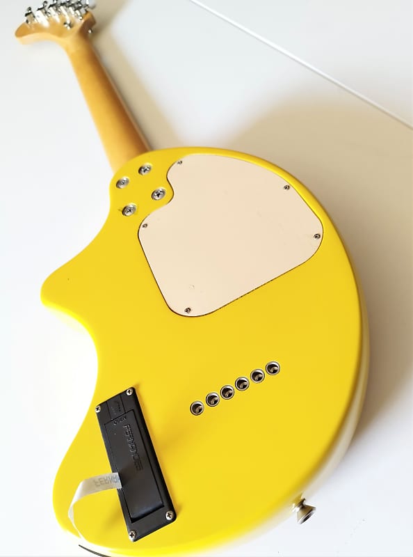 Fernandes ZO-3 The Elephant Electric Travel Guitar with Built-in