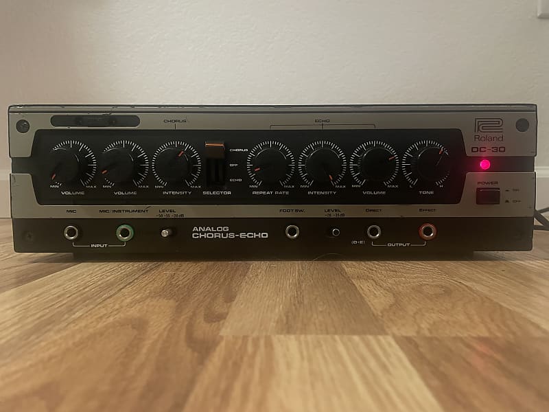 Roland DC-30 Analog Chorus-Echo | Reverb