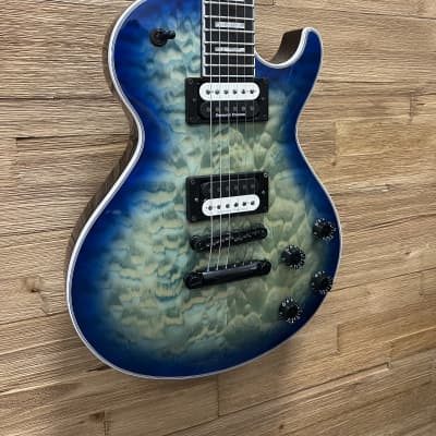 Dean Thoroughbred Select Quilt Top Electric Guitar 2020 - Ocean Burst. 8lbs 15oz. image 5