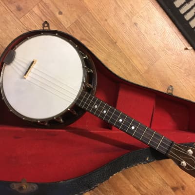 1920's Stromberg-Voisinet (Kay) Vintage banjo ukulele + Original Case image 1
